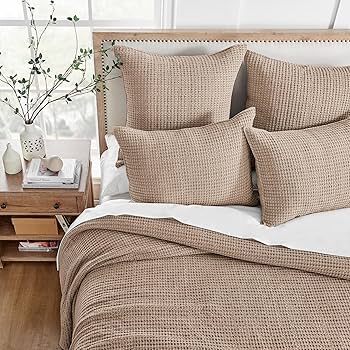 Amazon.com: Levtex Home Mills Waffle Full Bedspread Set